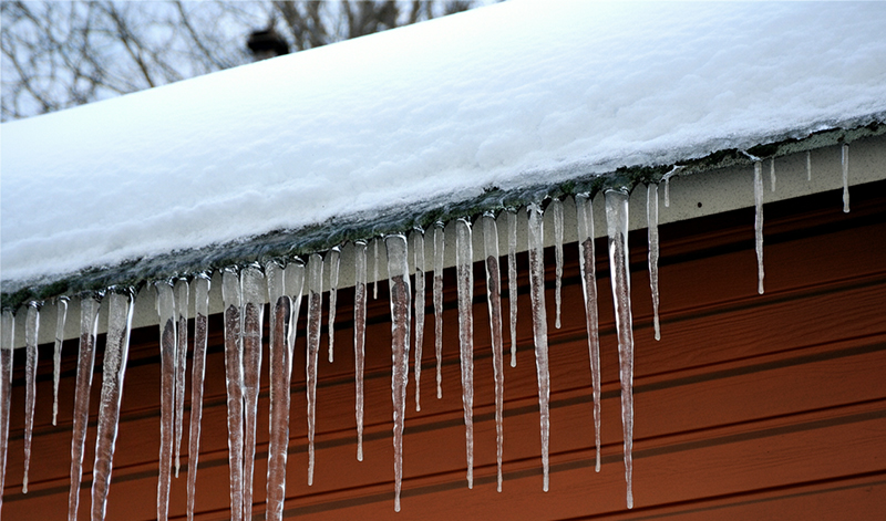 Icicles on a Chicago home